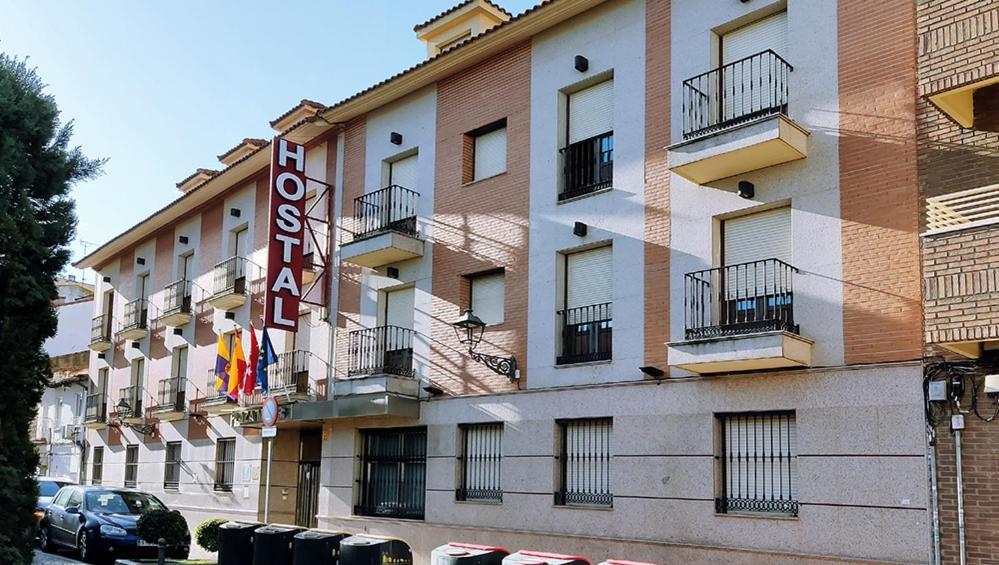 Hostal Plaza Mayor Torrejón de Ardoz Buitenkant foto