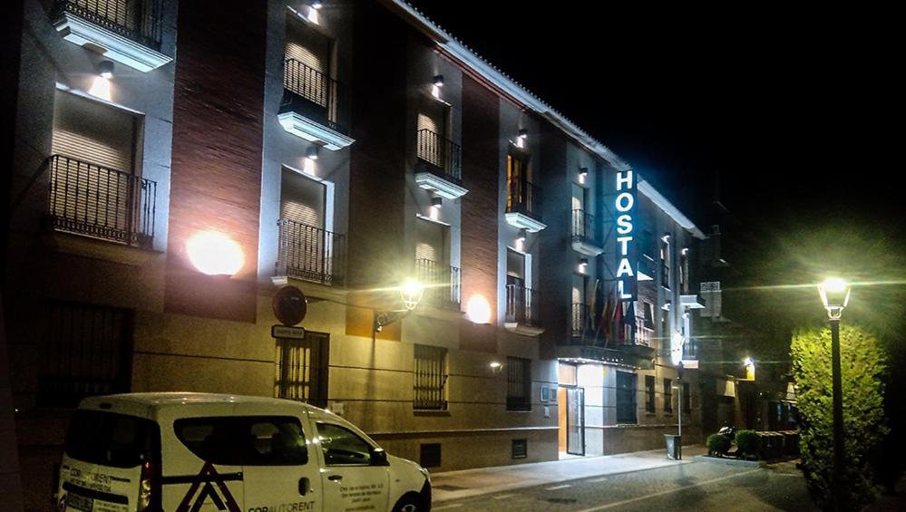 Hostal Plaza Mayor Torrejón de Ardoz Buitenkant foto