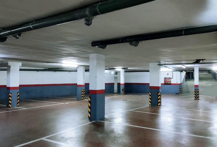 Hostal Plaza Mayor Torrejón de Ardoz Buitenkant foto