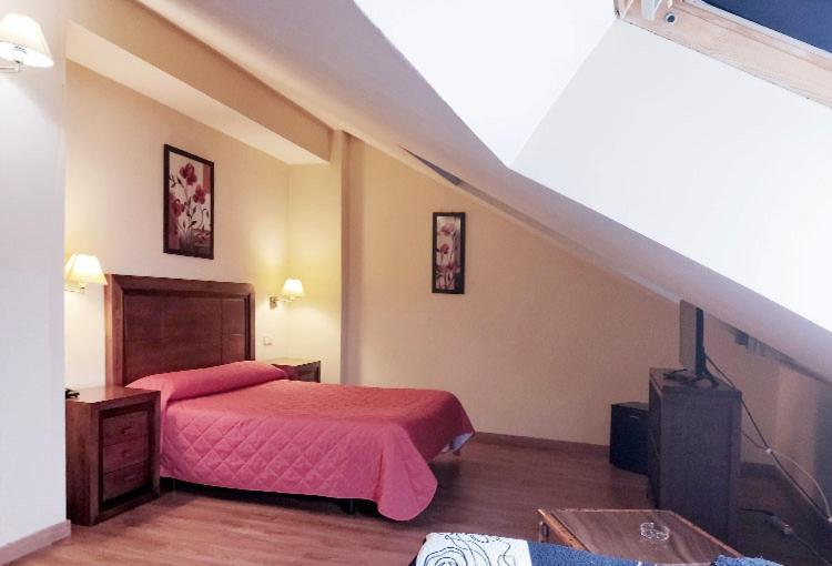 Hostal Plaza Mayor Torrejón de Ardoz Buitenkant foto