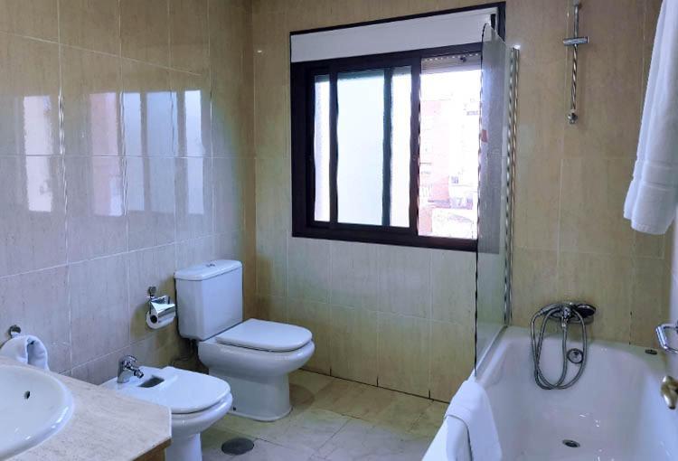 Hostal Plaza Mayor Torrejón de Ardoz Buitenkant foto