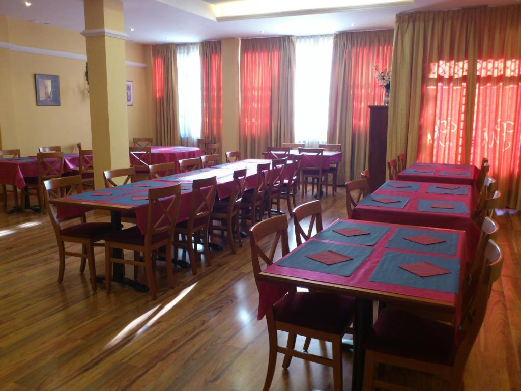 Hostal Plaza Mayor Torrejón de Ardoz Buitenkant foto